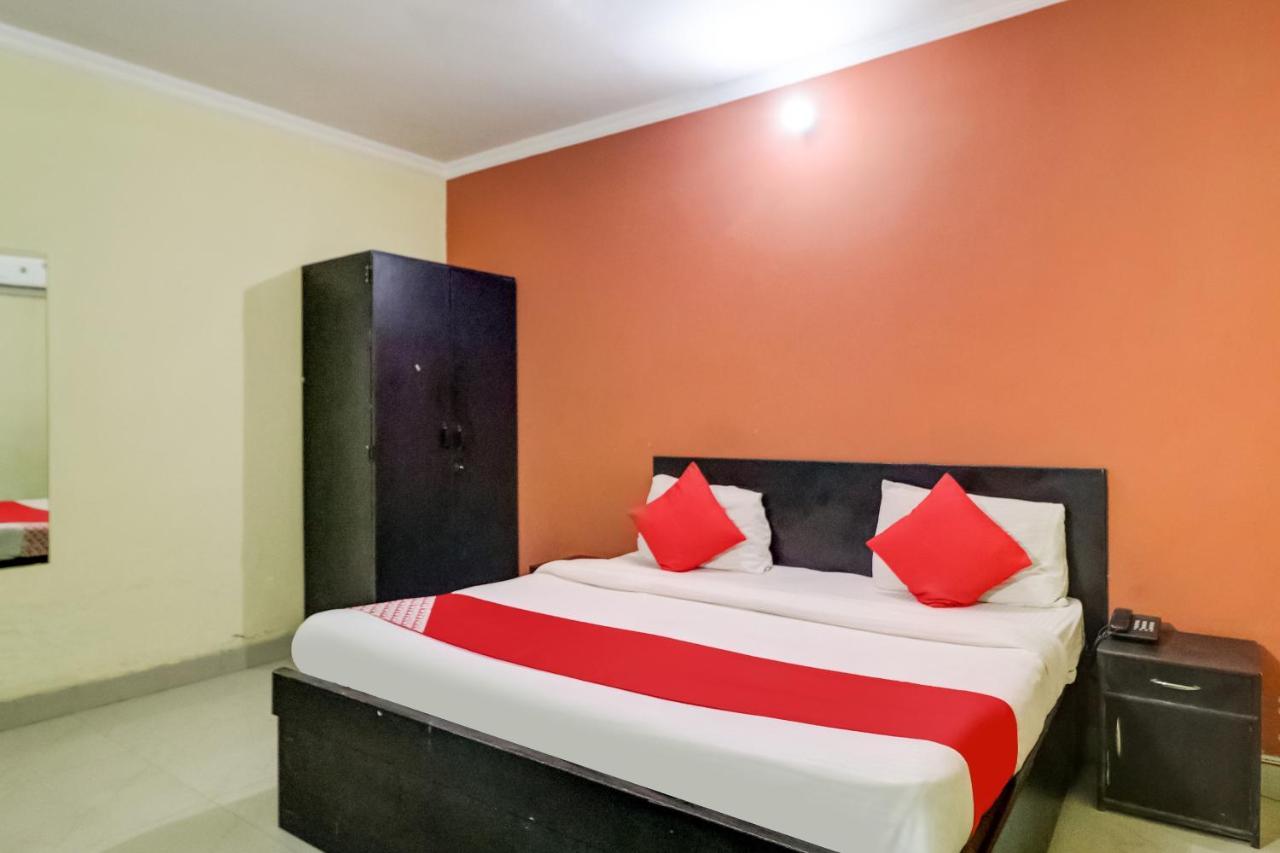 OYO 10877 Hotel R K Residency Gurgaon Exterior foto